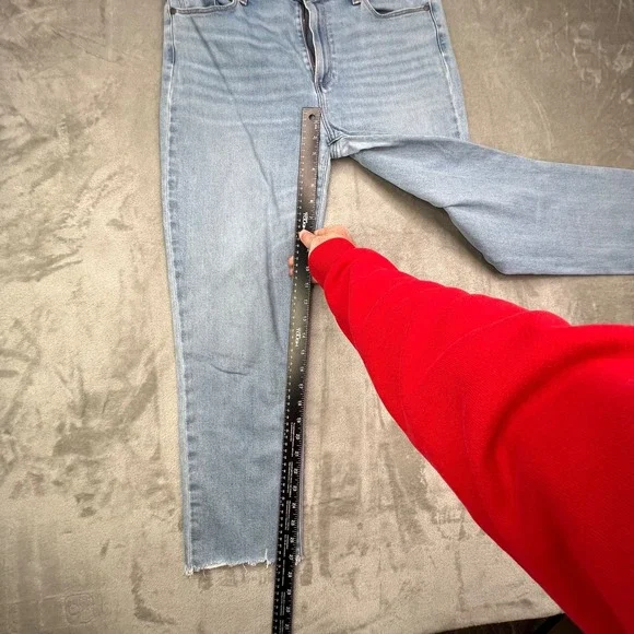 Paige Jeans Womens 31 Blue Hoxton Slim Crop Light Wash High Rise Frayed Denim - Picture 7 of 16